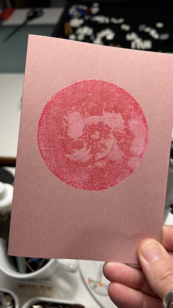 Arbeitsraum Workshop 15.01.26 | Gelplatten-Druck – kreative Monoprints – Bild 11